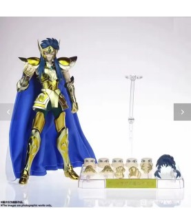 Action Figure - Myth Cloth...